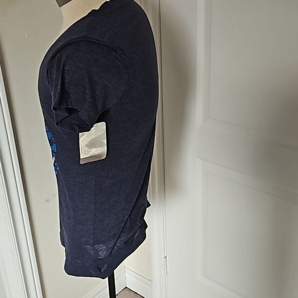 NHL Women's Hockey Winnipeg Jets  Logo Short Sleeves T-Shirt - Picture 3 of 16